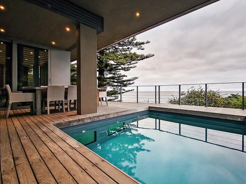 5 Bedroom Property for Sale in Bakoven Western Cape